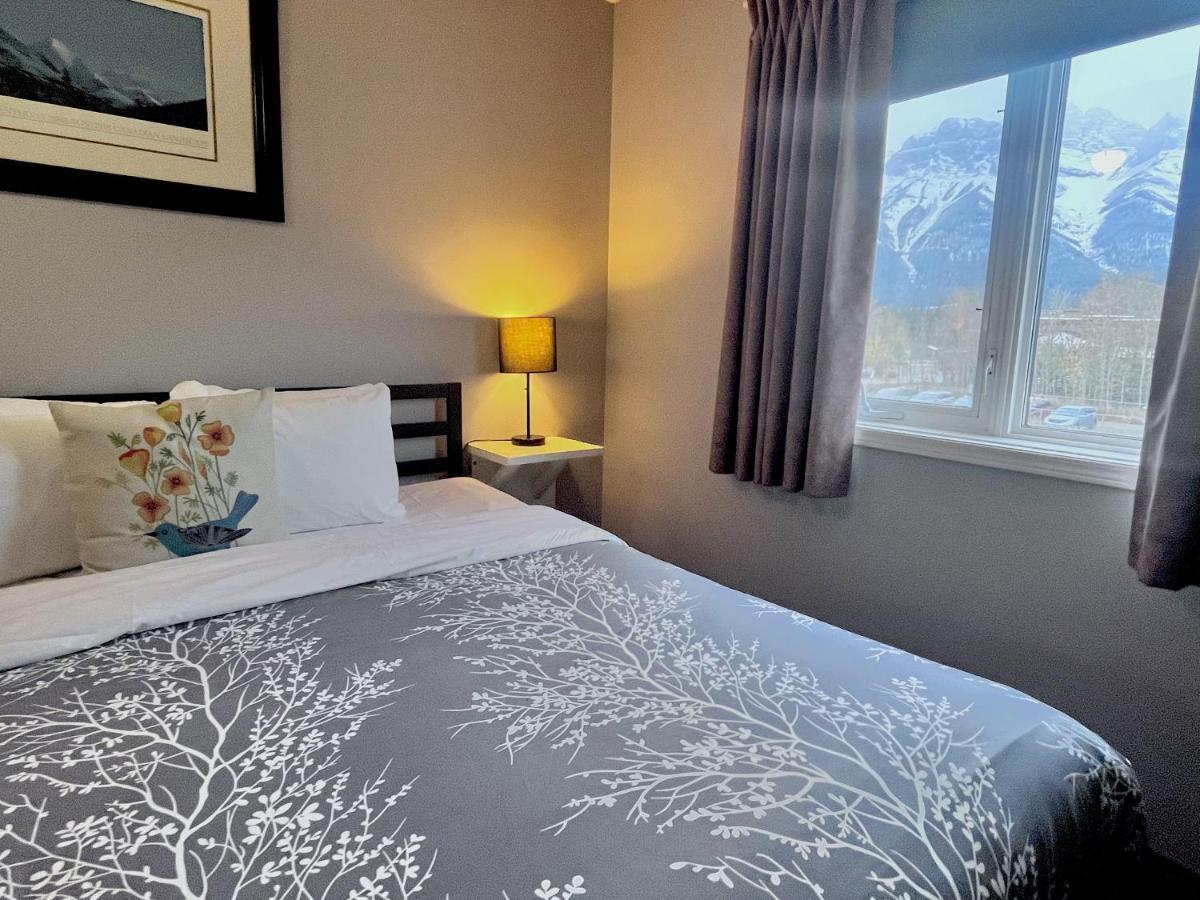 Canadian Rockies Chalets Canmore Buitenkant foto