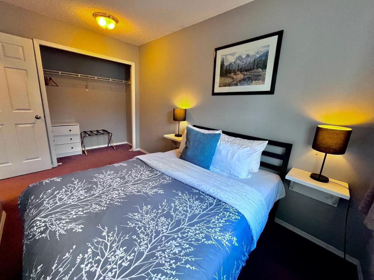 Canadian Rockies Chalets Canmore Buitenkant foto